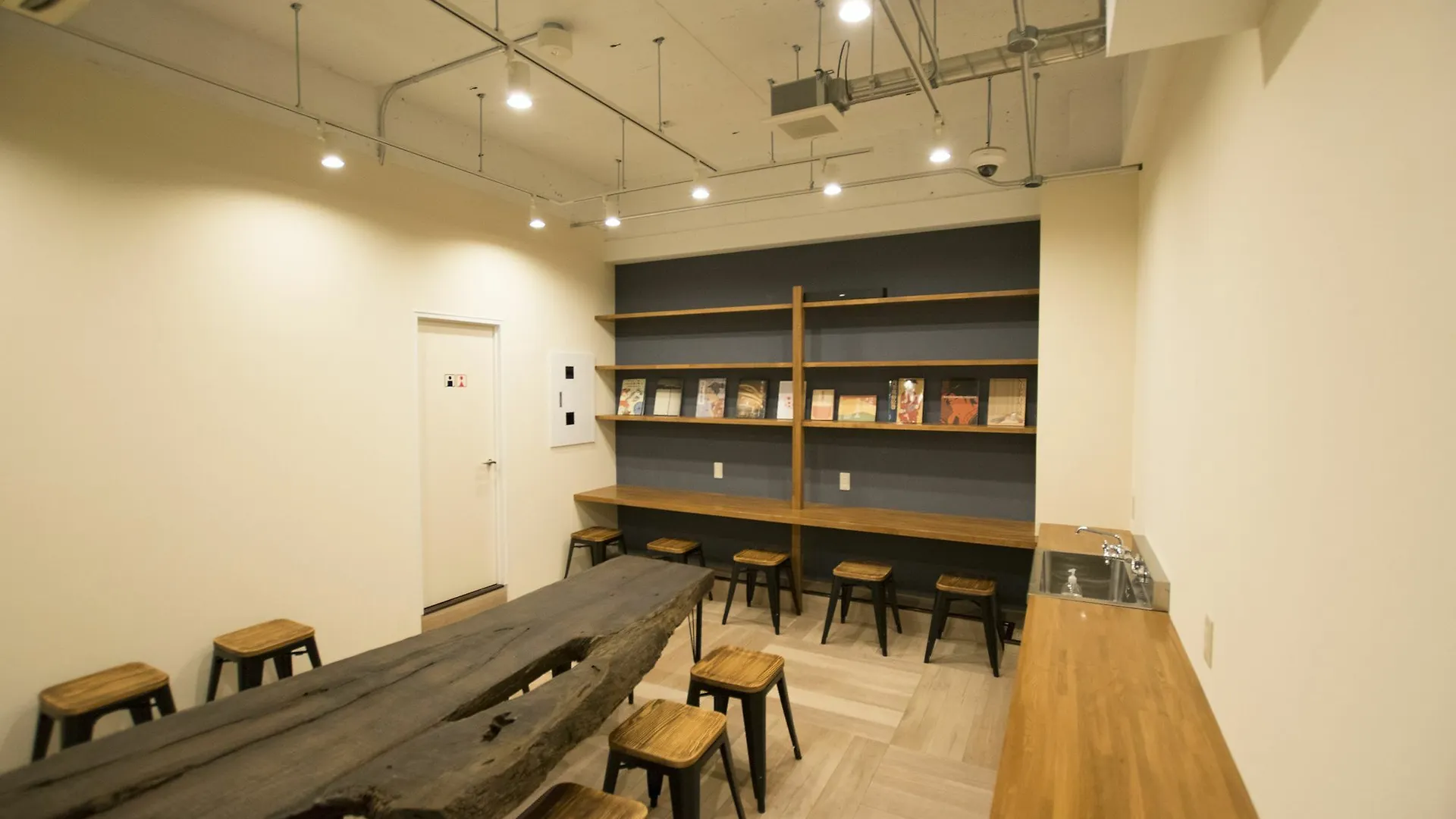 Hiromas Hostel In Tokyo Kanda