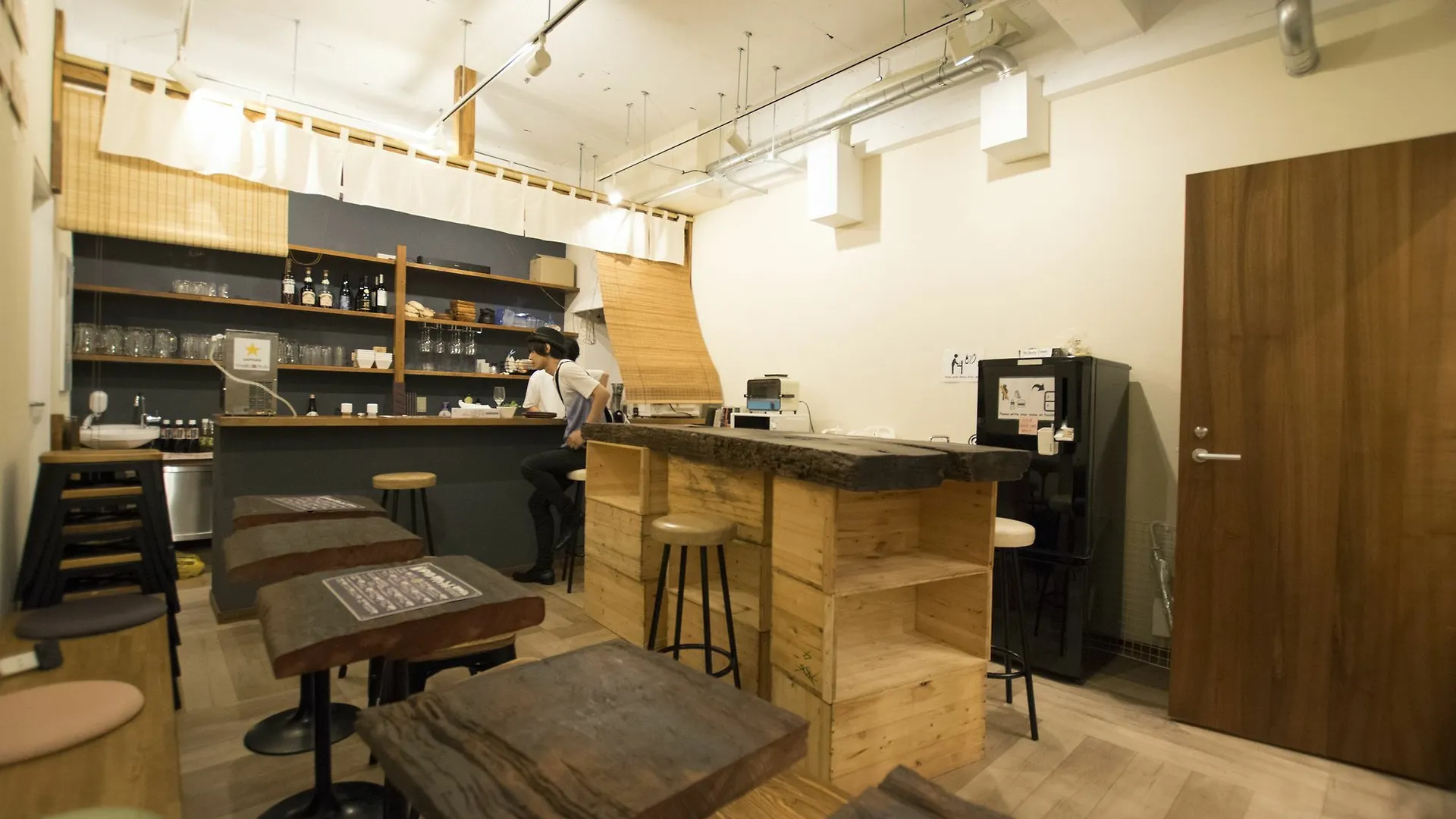 Hiromas Hostel In Tokyo Kanda Japonsko